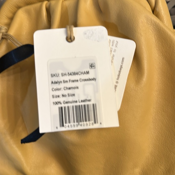 HOBO Adalyn Crossbody - Picture 12 of 13